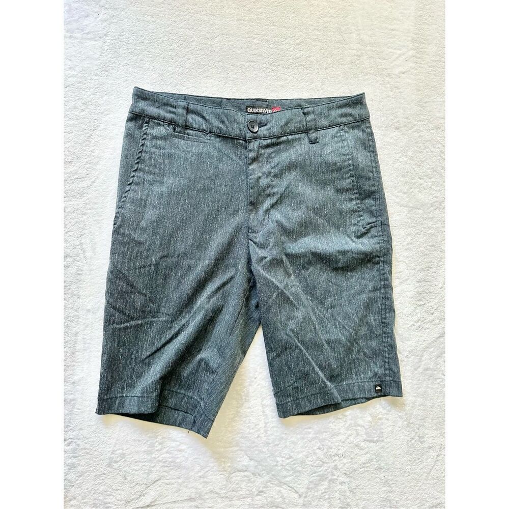Quick silver men’s shorts size 28 estilo